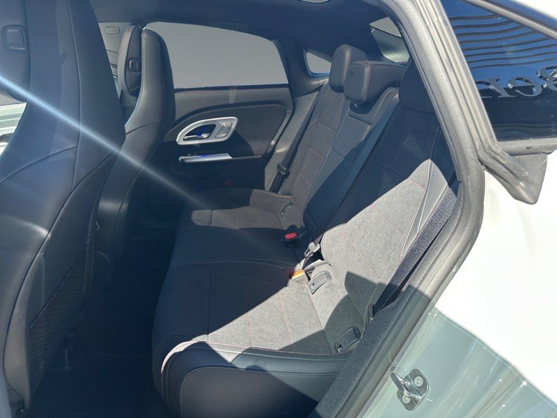 Mercedes CLA - Photo 14