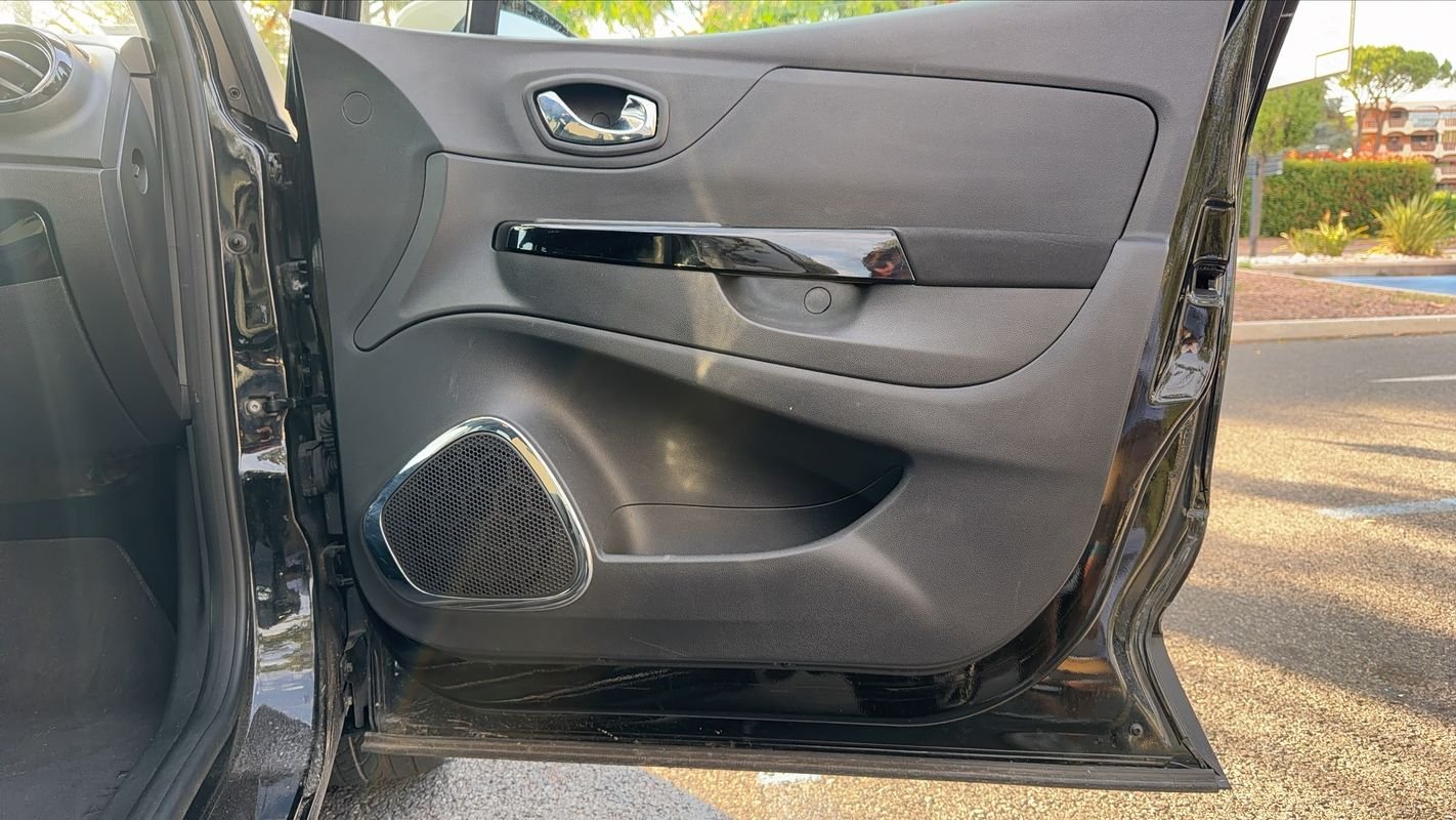 Renault Captur - Photo 23