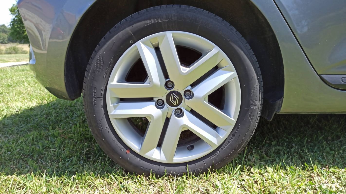 Renault Clio - Photo 16