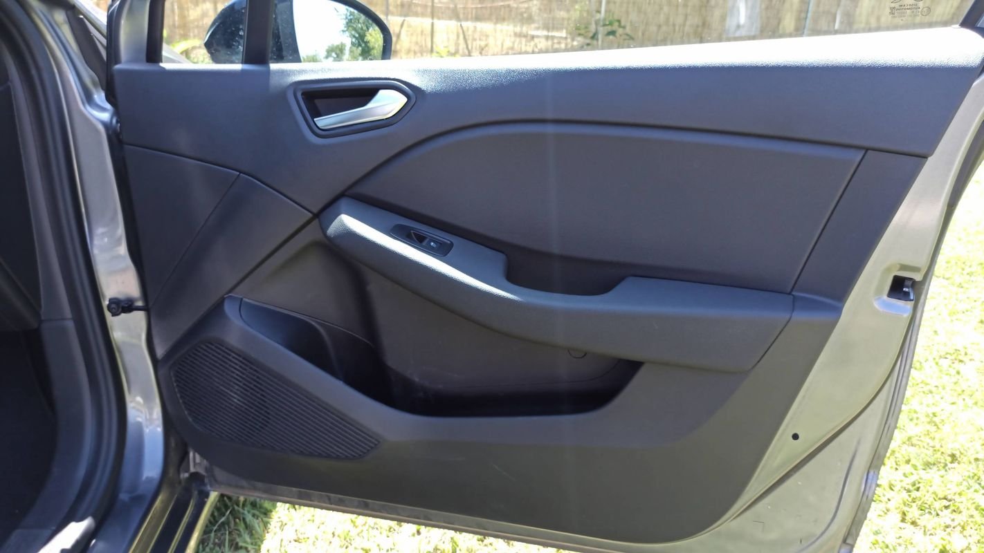 Renault Clio - Photo 24