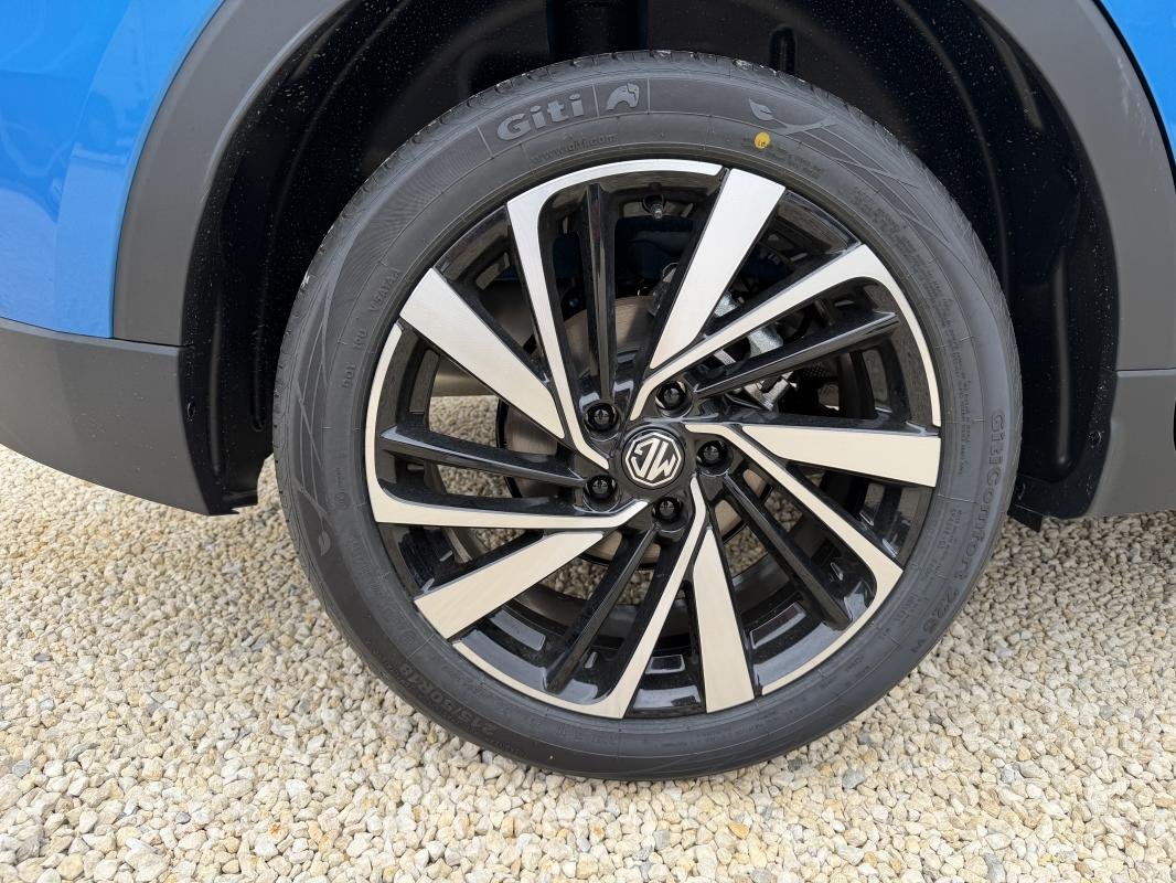 MG ZS - Photo 10