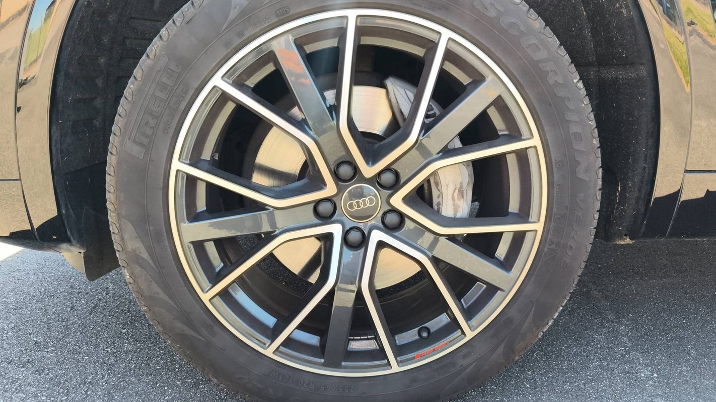 Audi Q5 Sportback - Photo 18