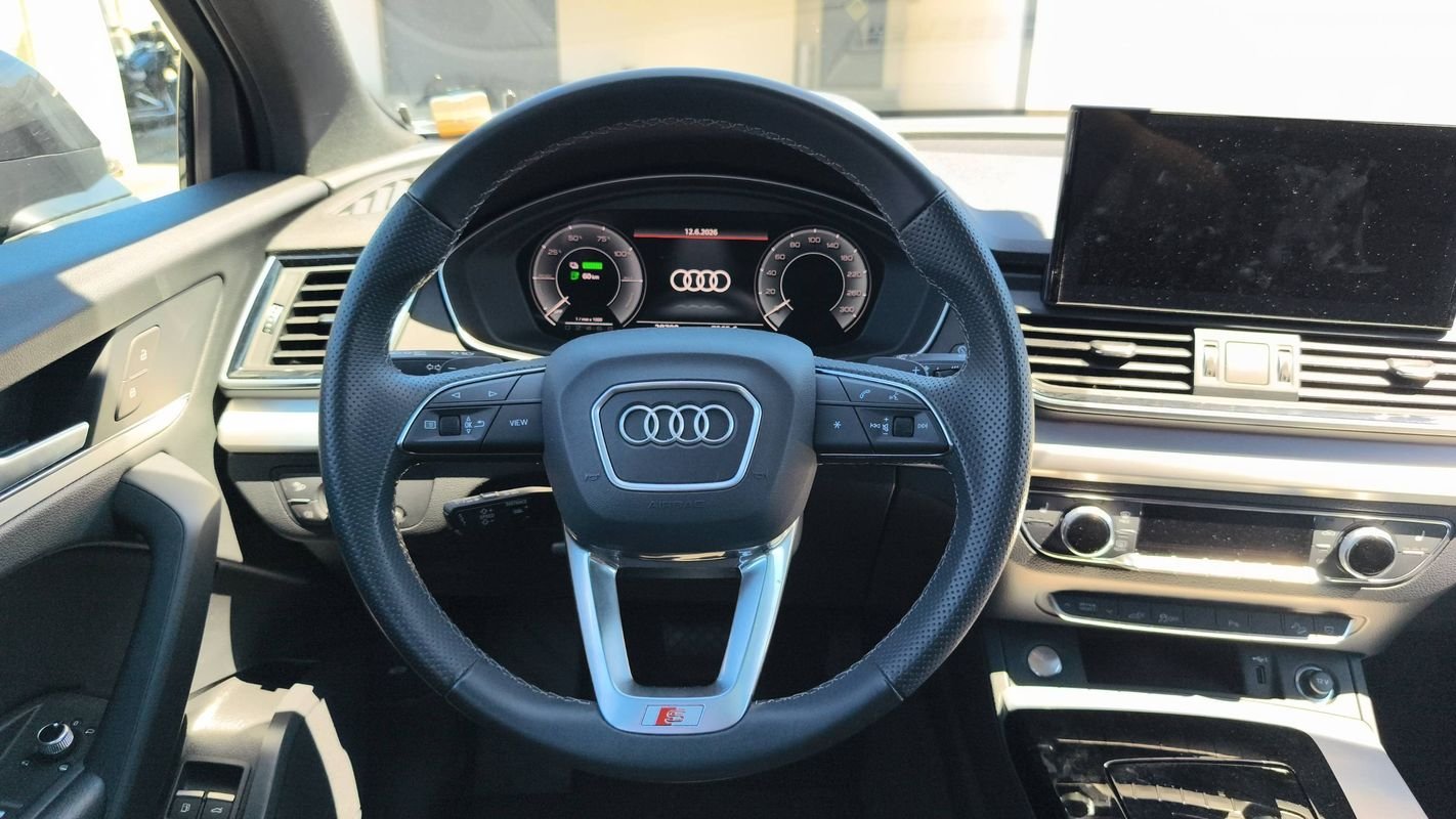 Audi Q5 Sportback - Photo 22