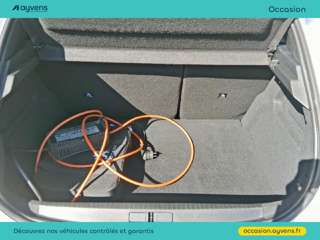 Peugeot E-208 - Photo 13