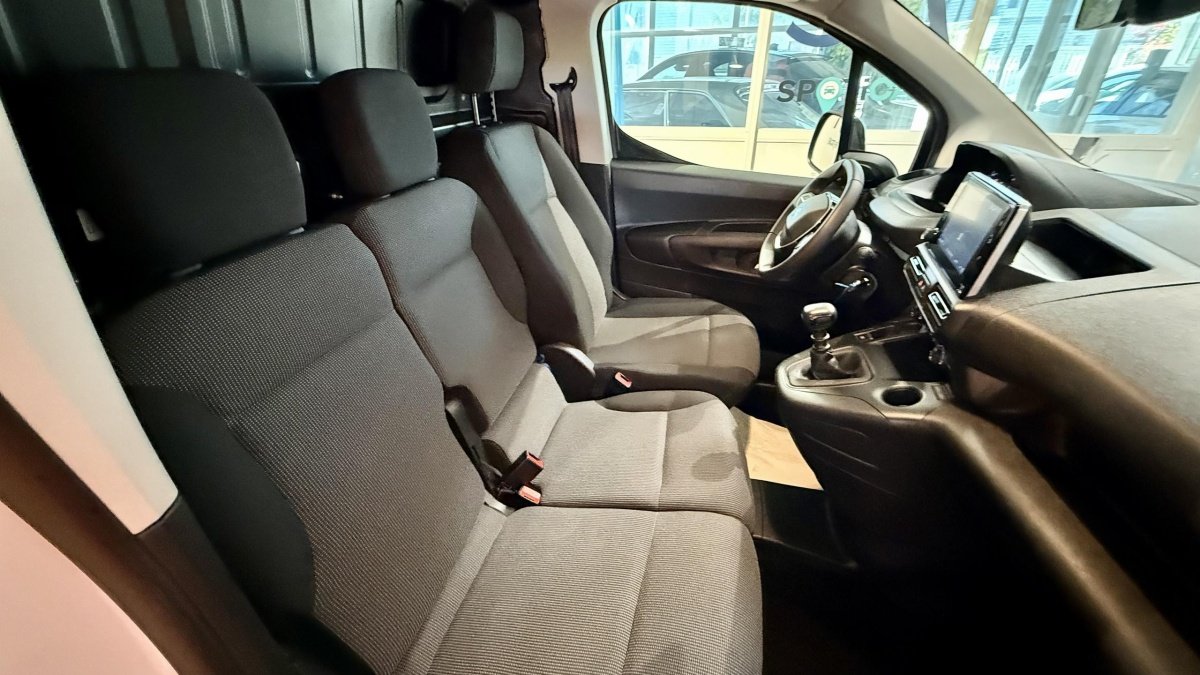 Peugeot Partner - Photo 11