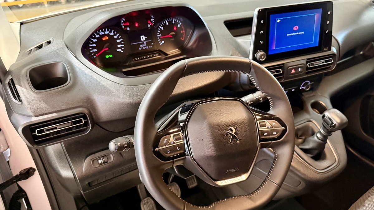 Peugeot Partner - Photo 9