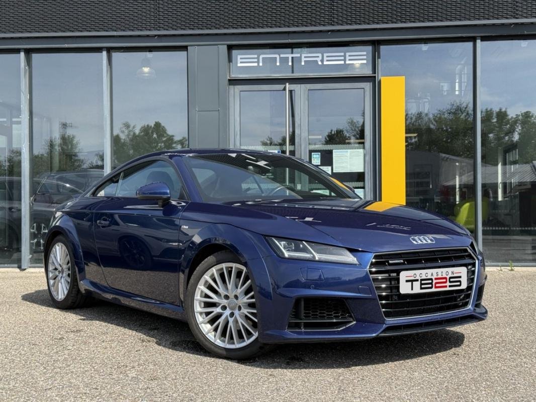 Audi TT Coupé - Photo 1