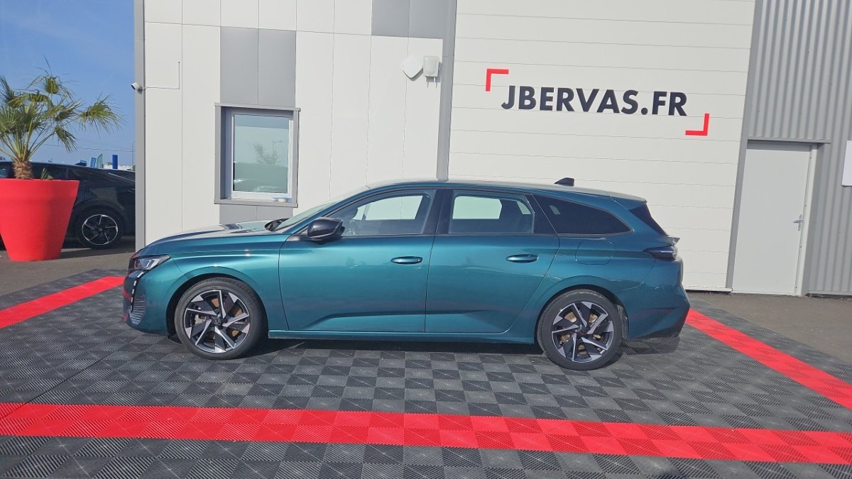 Peugeot 308 SW - Photo 2