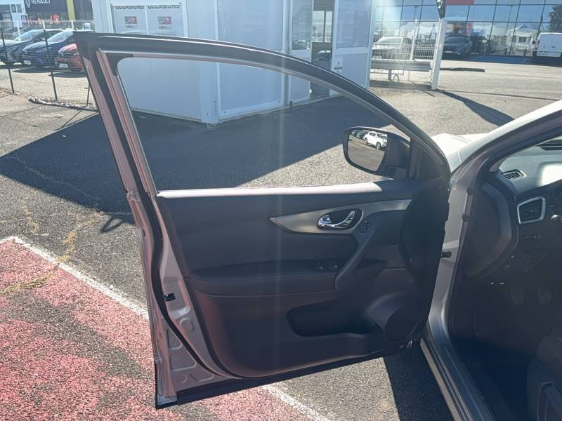 Nissan Qashqai - Photo 22