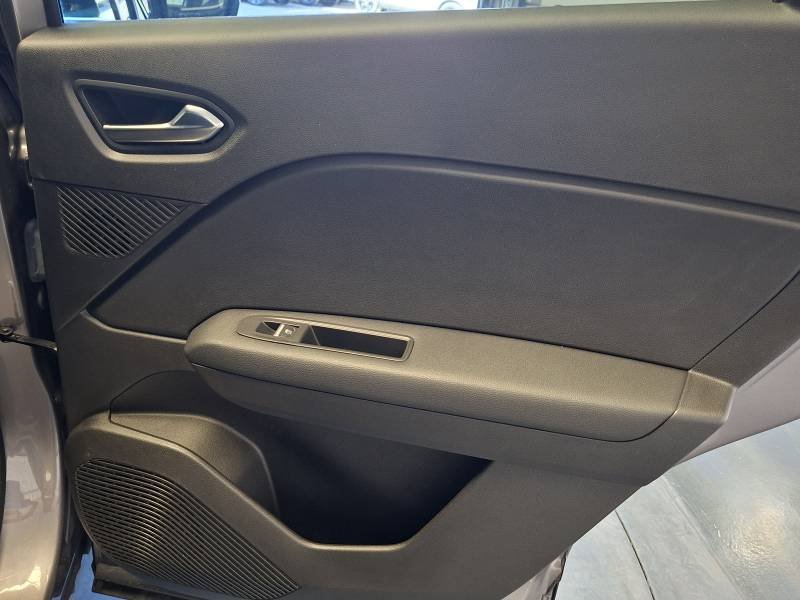 Renault Captur - Photo 20