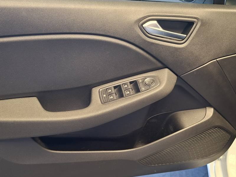 Renault Clio - Photo 24