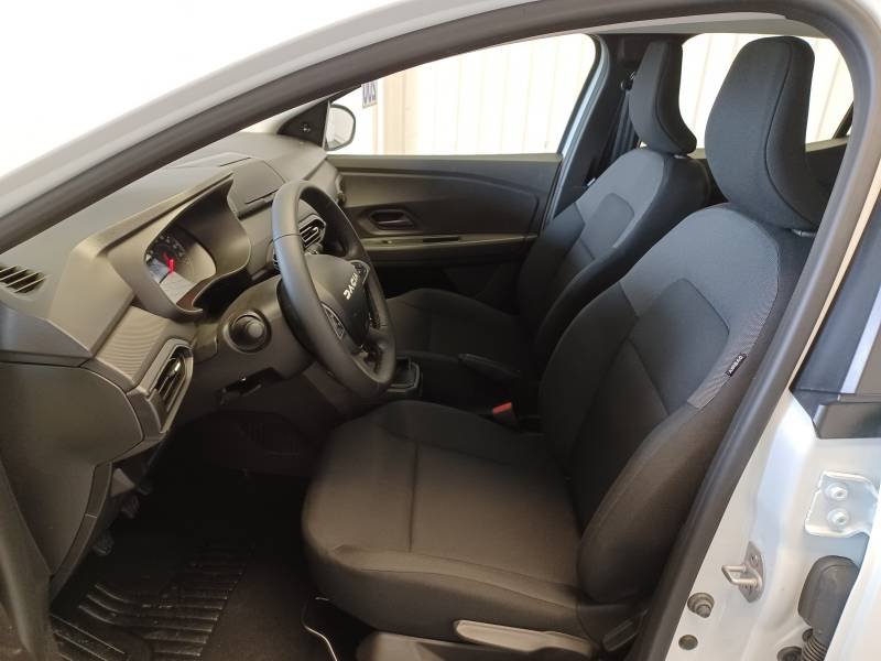 Dacia Sandero - Photo 9