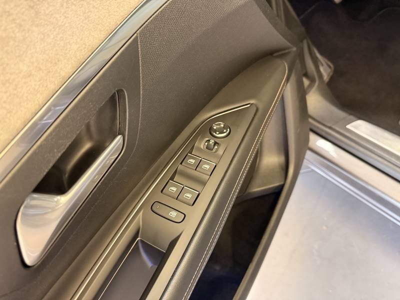 Peugeot 3008 - Photo 11
