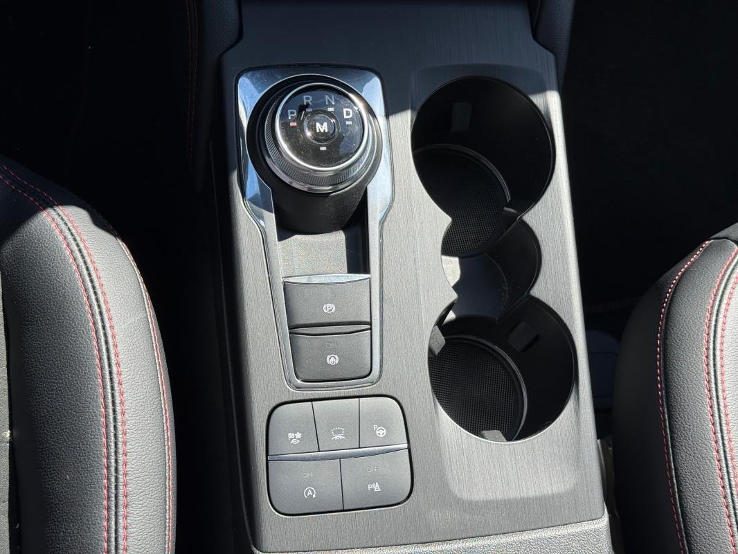 Ford Kuga - Photo 15