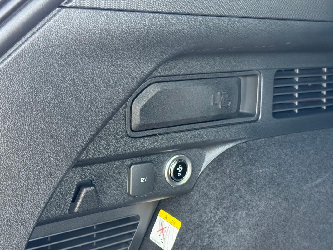 Ford Kuga - Photo 24