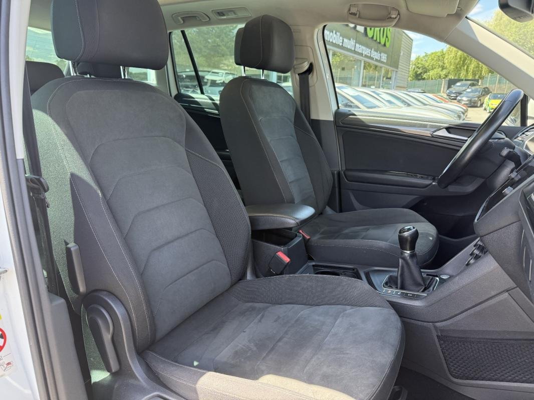 Volkswagen Tiguan - Photo 25