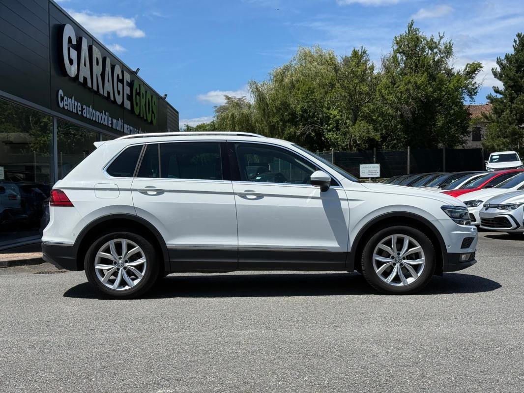 Volkswagen Tiguan - Photo 3