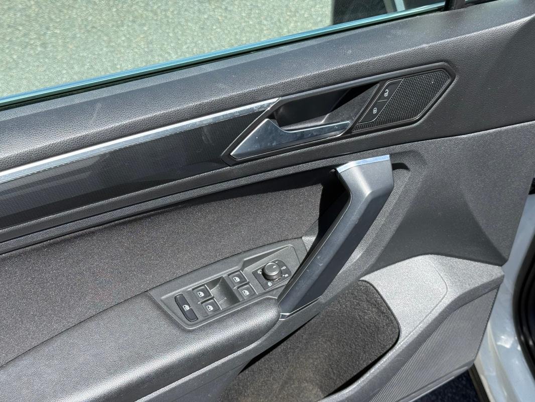 Volkswagen Tiguan - Photo 10