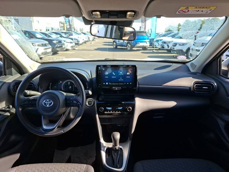 Toyota Yaris - Photo 11