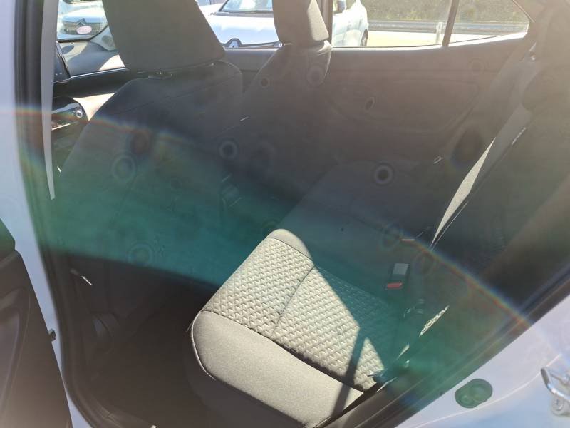 Toyota Yaris - Photo 15