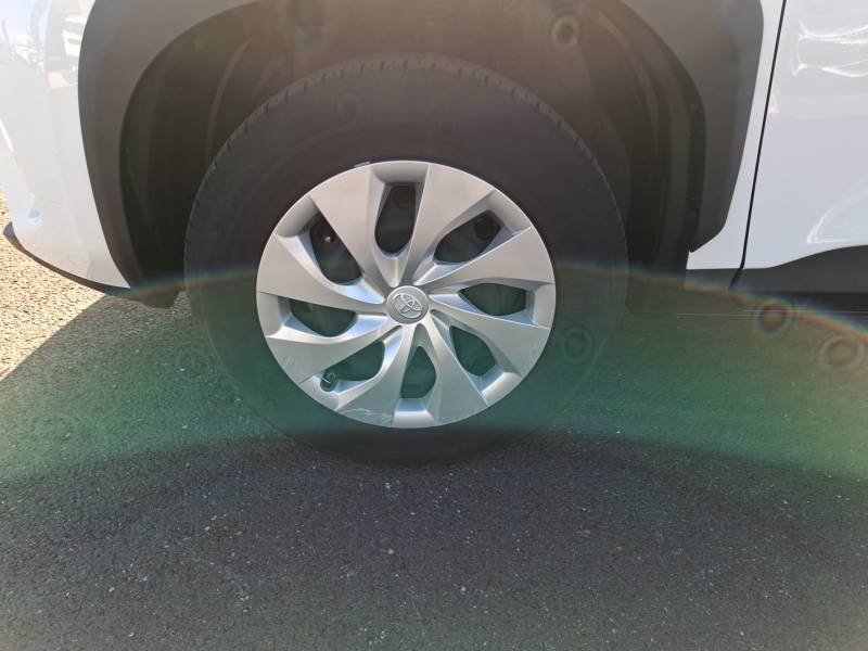 Toyota Yaris - Photo 9
