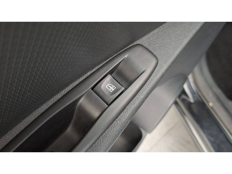 Renault Clio - Photo 32