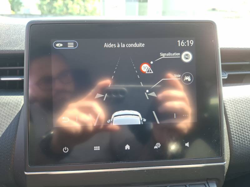Renault Clio - Photo 22