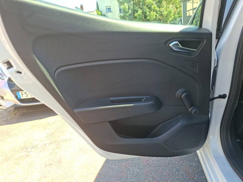 Renault Clio - Photo 32