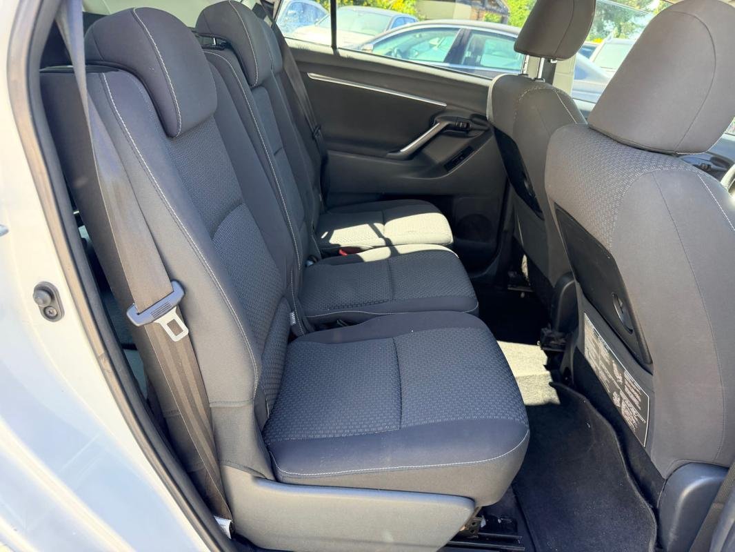 Toyota Verso - Photo 11