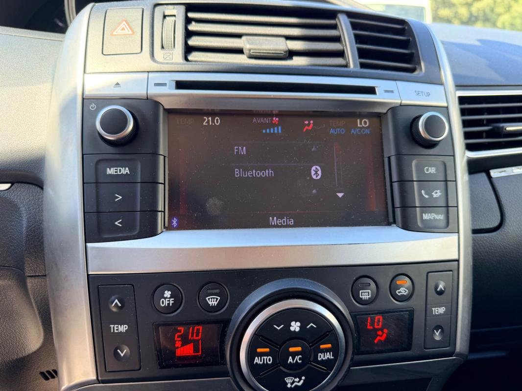 Toyota Verso - Photo 15