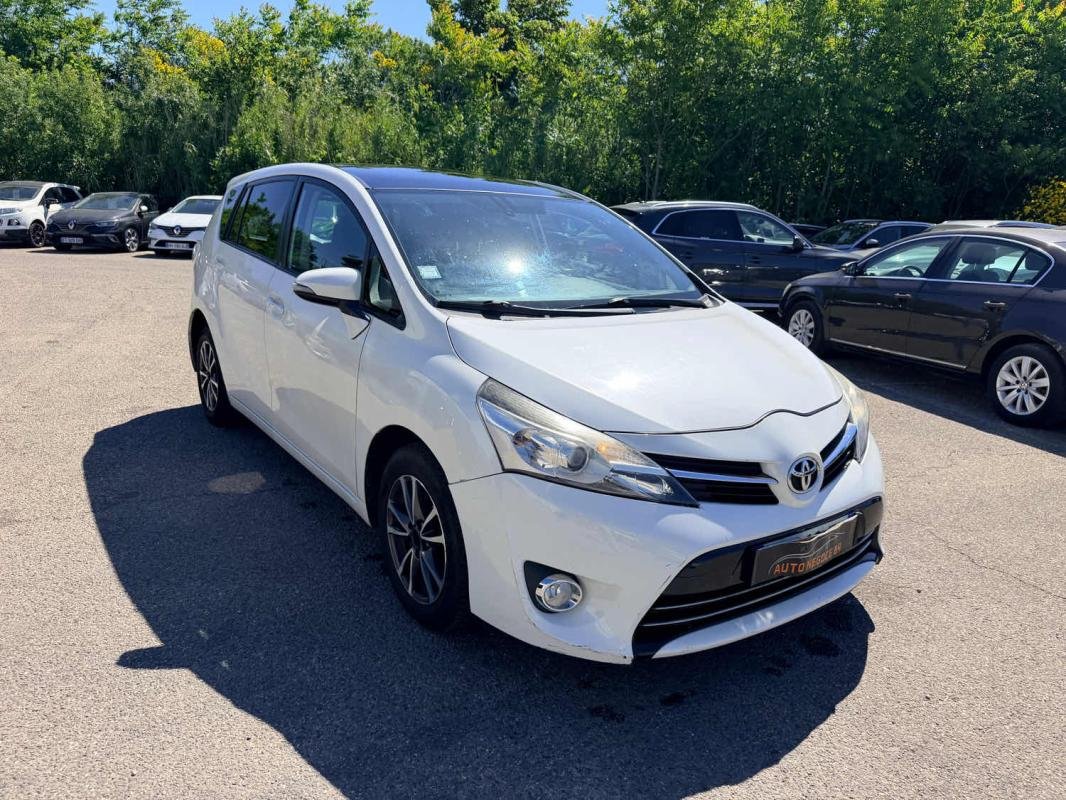 Toyota Verso - Photo 3