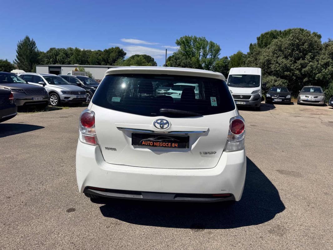 Toyota Verso - Photo 5