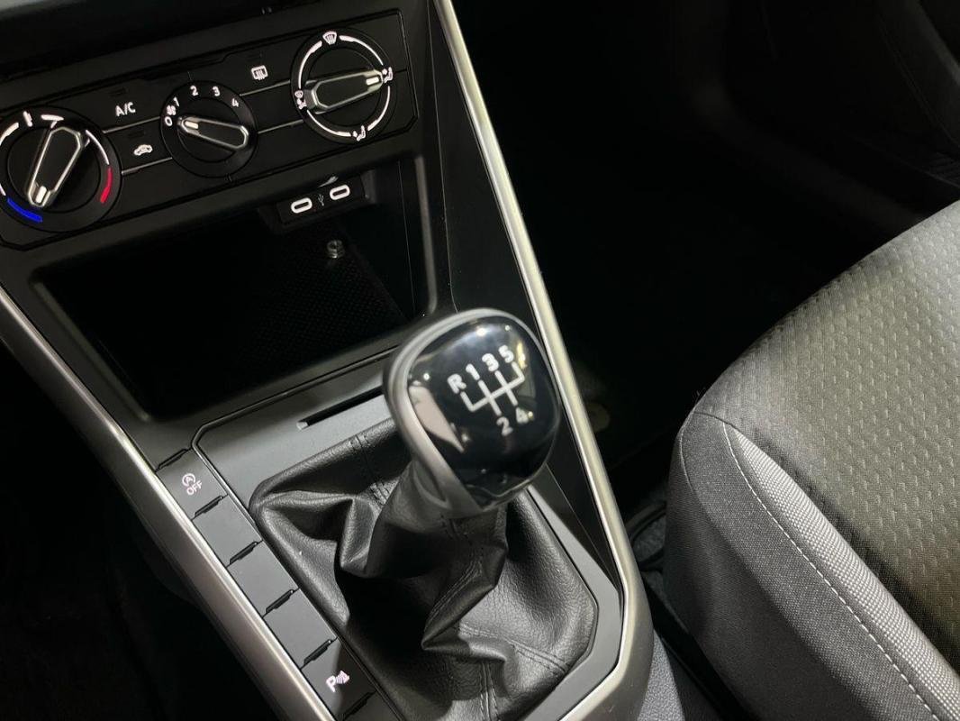 Volkswagen Polo - Photo 11