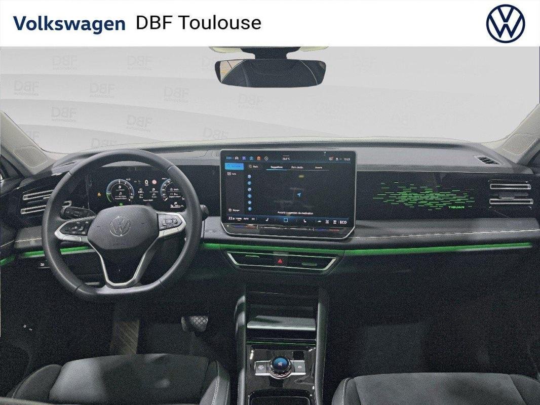 Volkswagen Tiguan - Photo 9