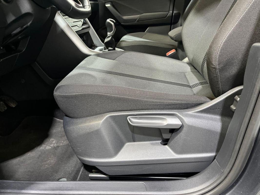 Volkswagen T-Roc - Photo 14