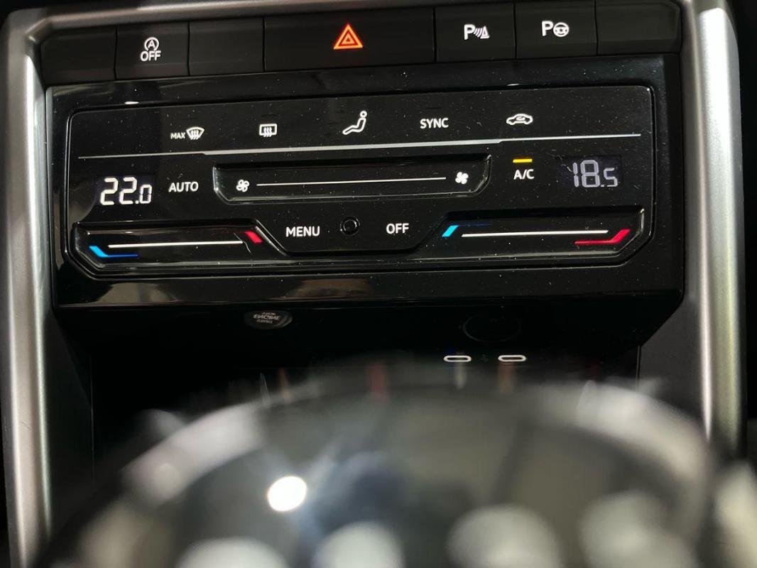 Volkswagen T-Roc - Photo 19