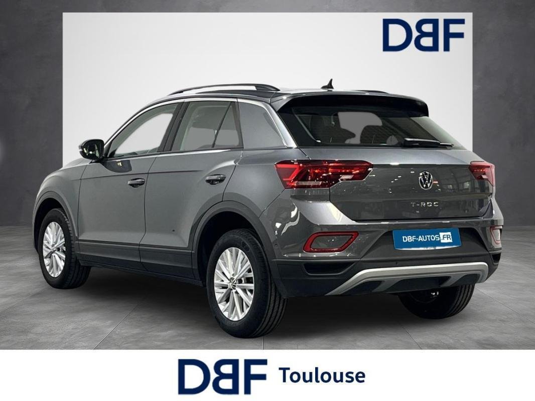 Volkswagen T-Roc - Photo 3