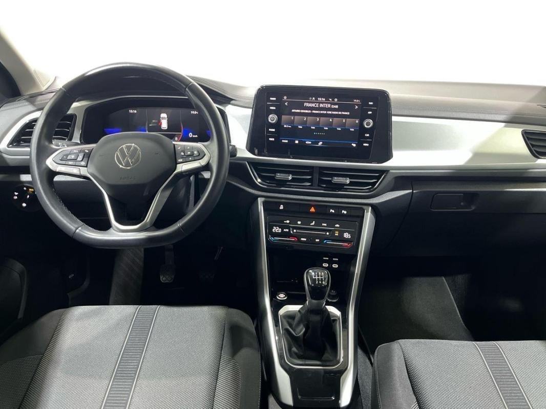 Volkswagen T-Roc - Photo 8