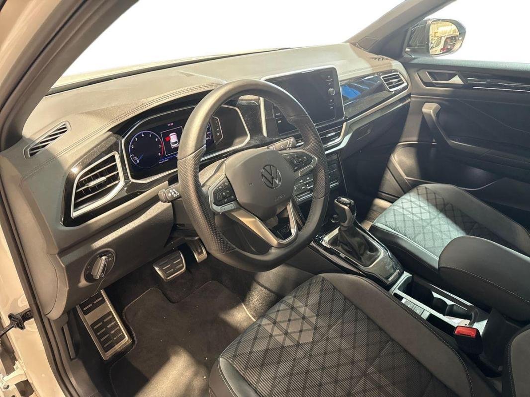 Volkswagen T-Roc - Photo 9