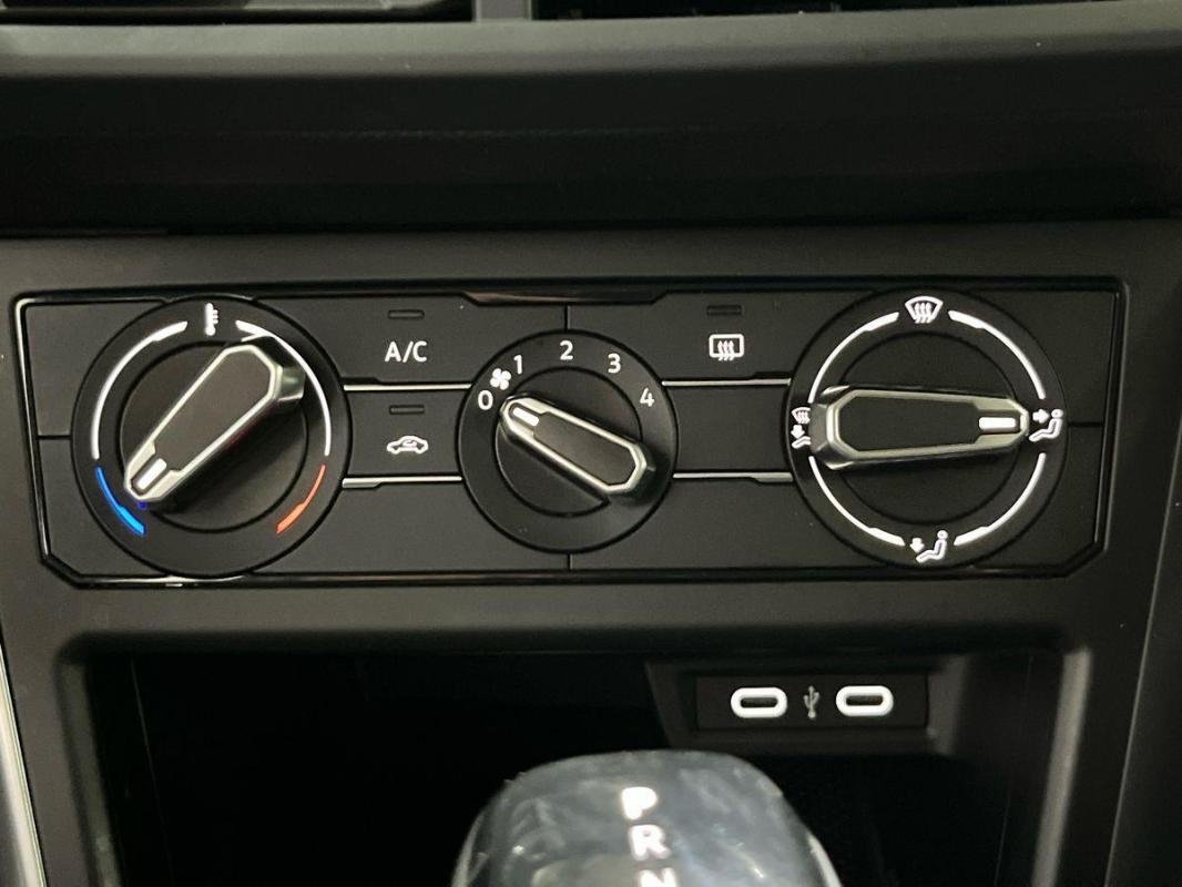 Volkswagen Polo - Photo 19