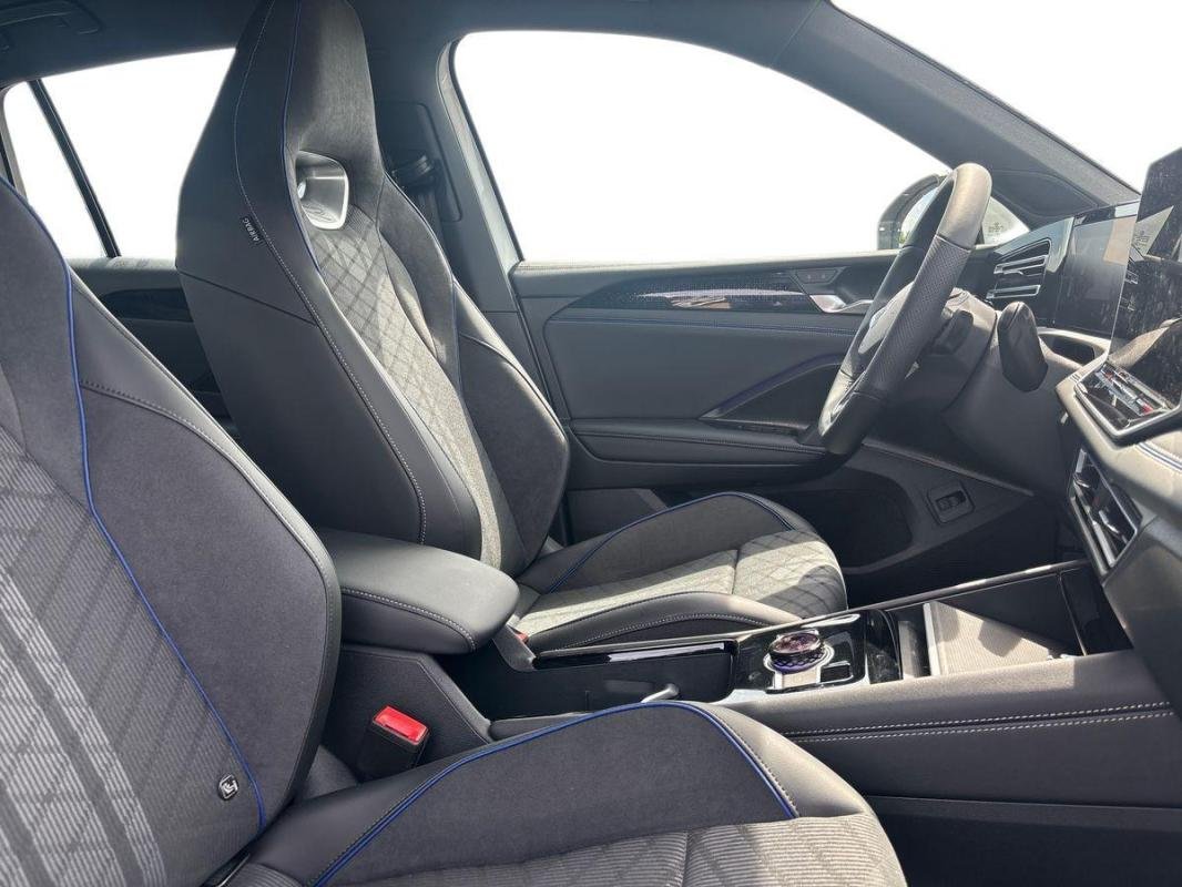 Volkswagen Tiguan - Photo 13