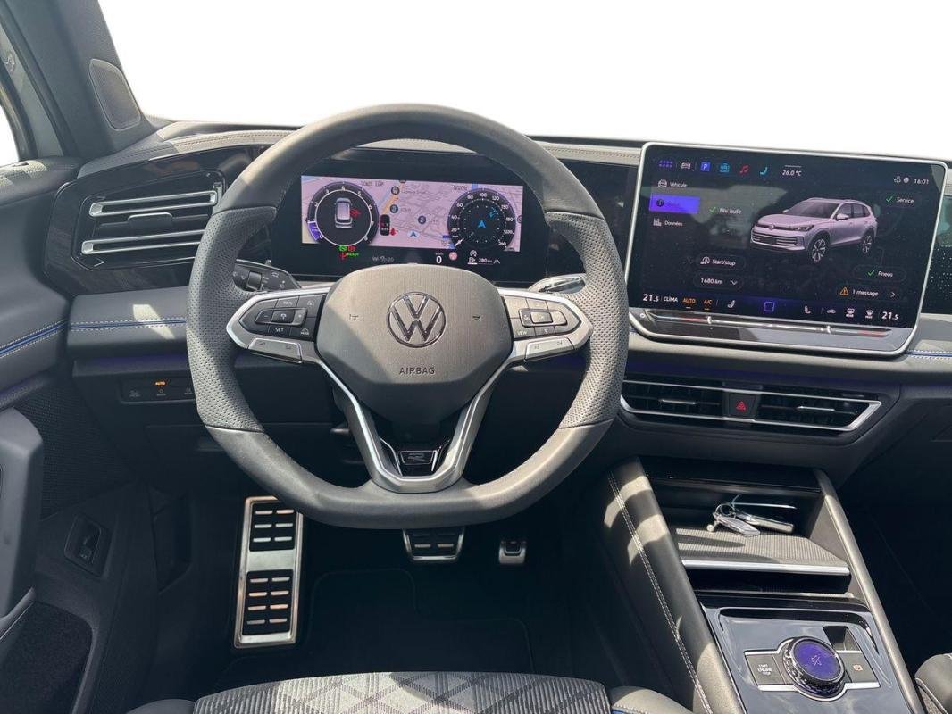 Volkswagen Tiguan - Photo 24