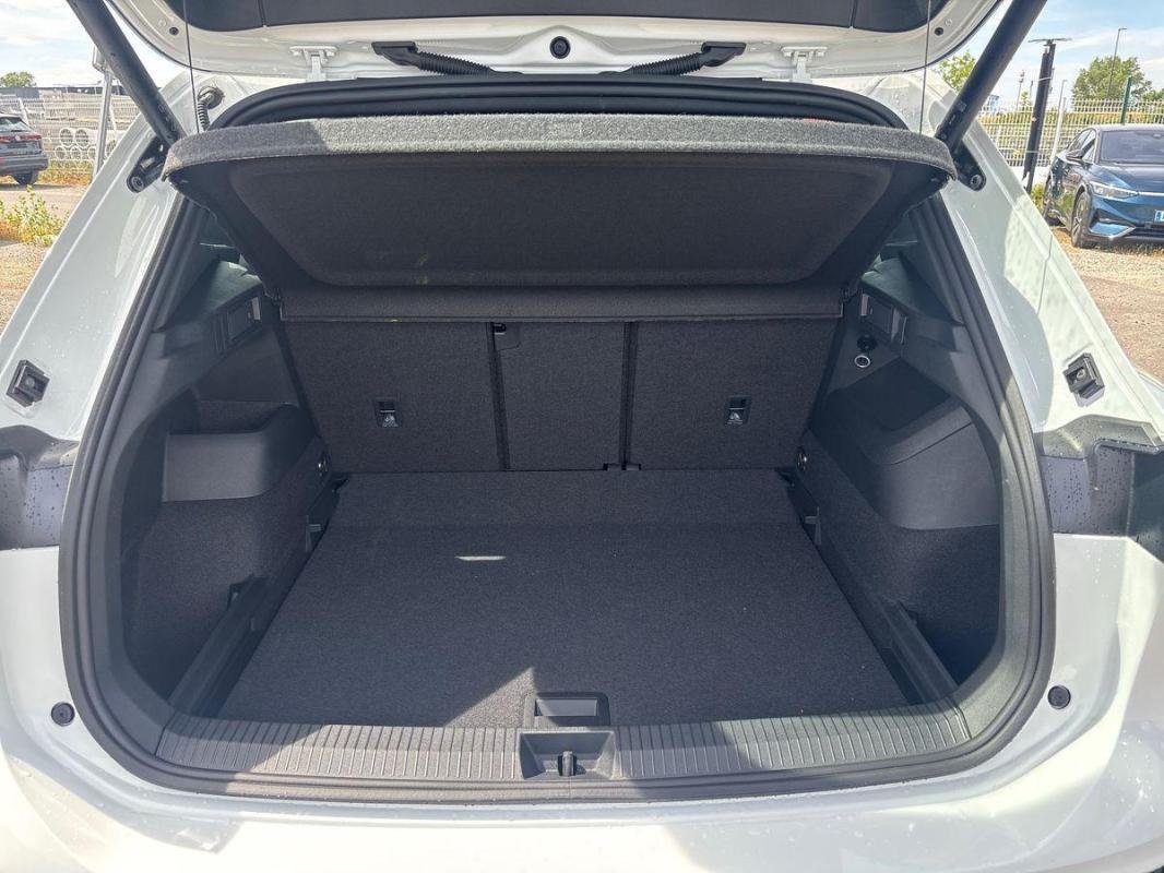 Volkswagen Tiguan - Photo 31