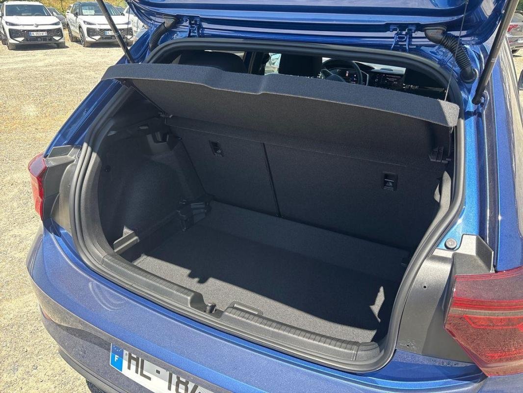 Volkswagen Polo - Photo 32