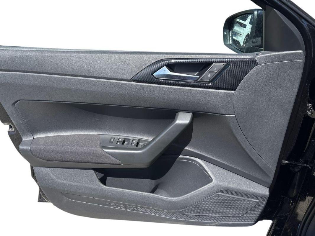 Volkswagen Polo - Photo 15