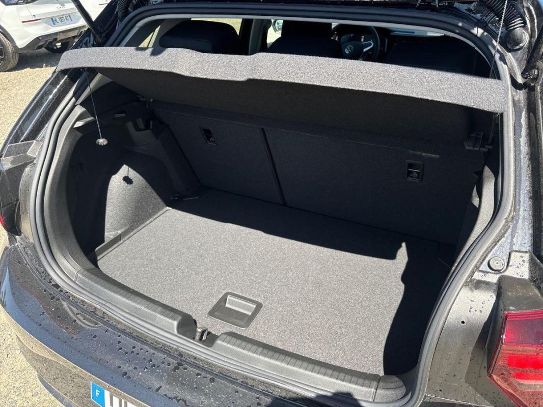 Volkswagen Polo - Photo 32