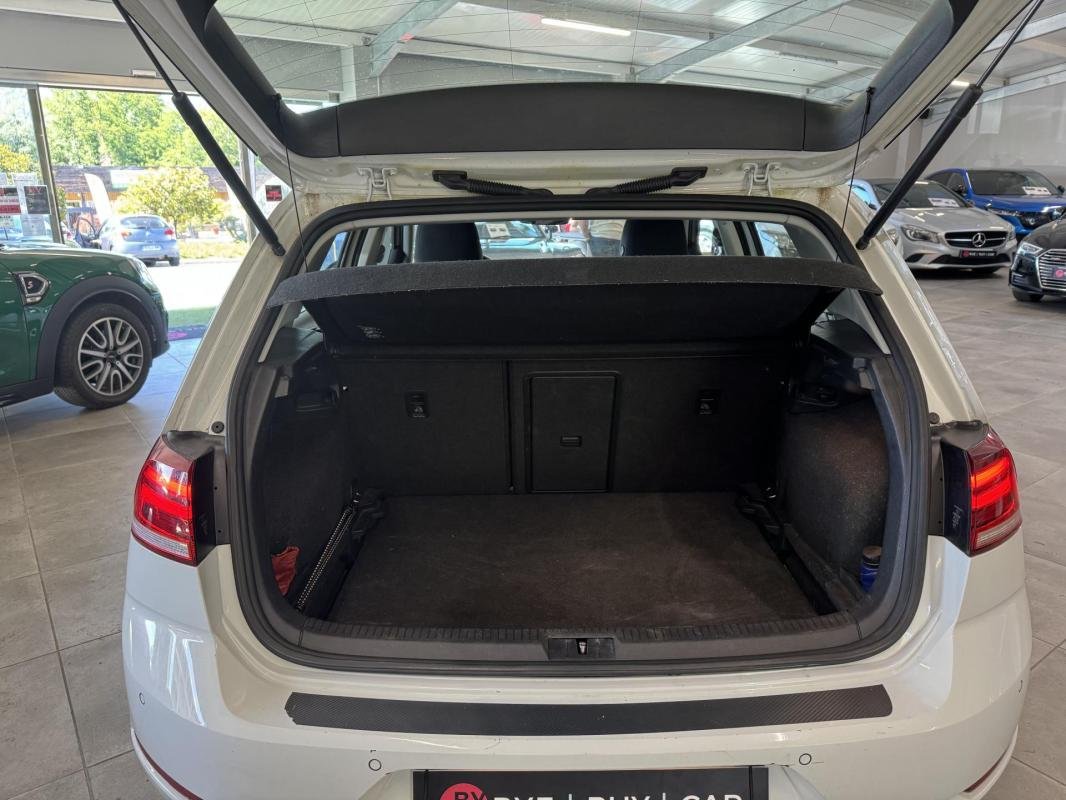Volkswagen Golf - Photo 11