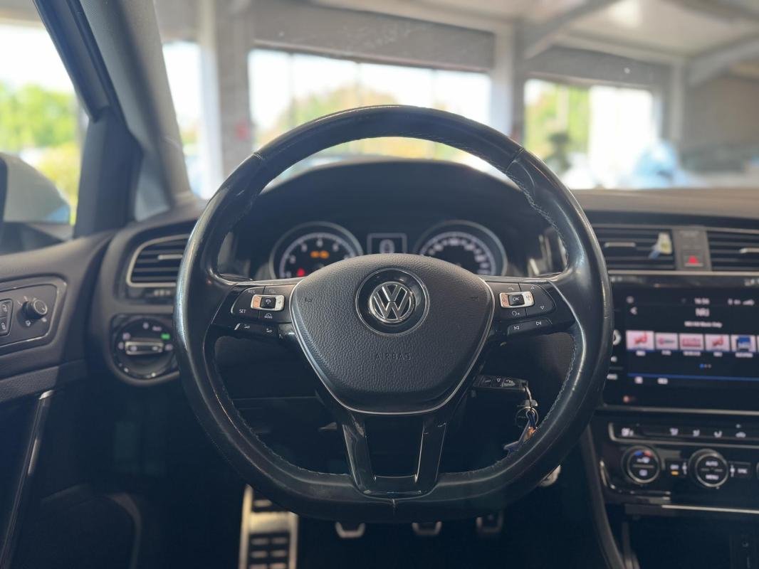 Volkswagen Golf - Photo 13