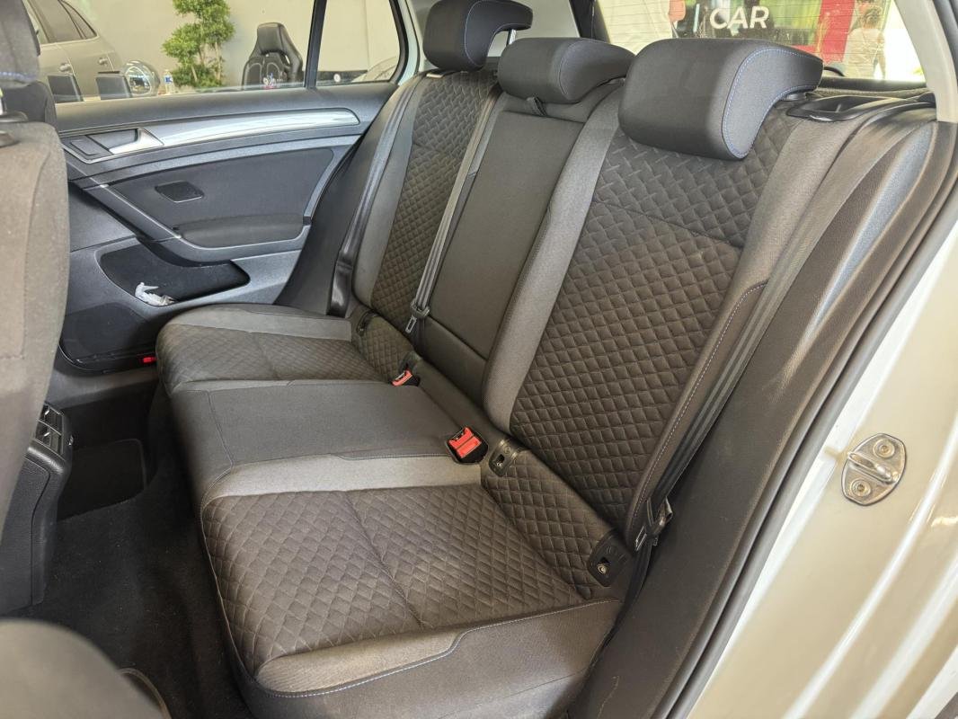 Volkswagen Golf - Photo 14