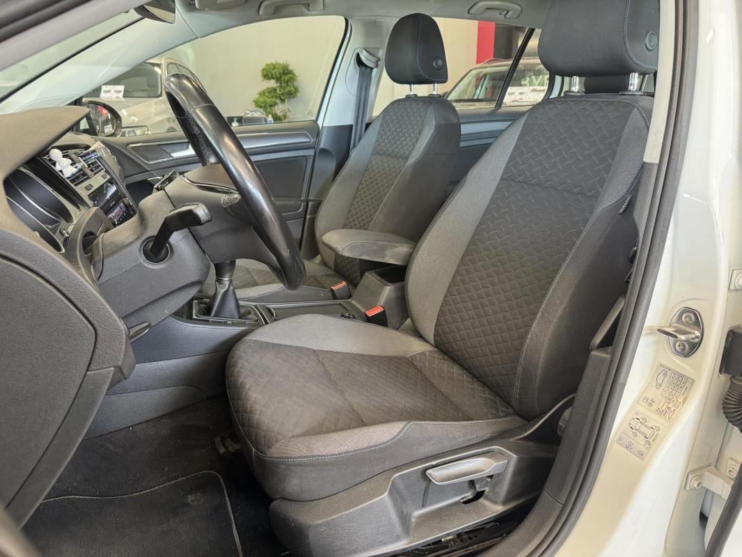 Volkswagen Golf - Photo 16